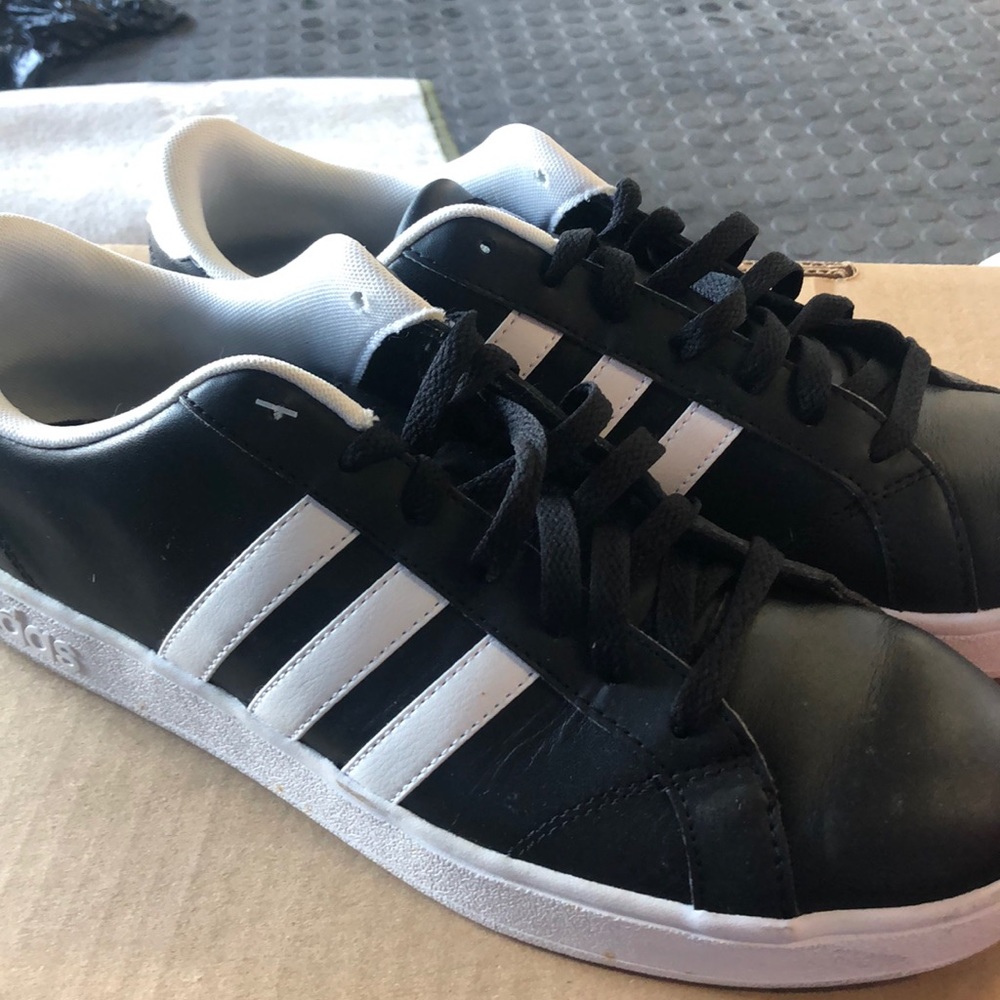 Shoe